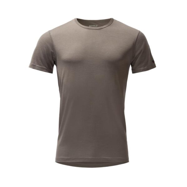 Devold Devold Breeze Merino 150 T-Shirt Man GO 180 210 A Strømsø Sport 1